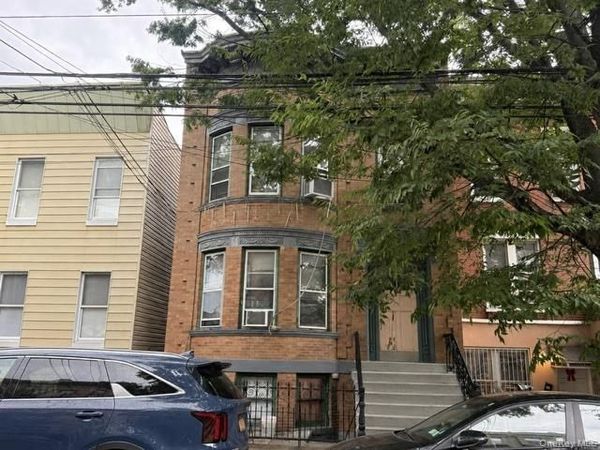 14-28 30th Drive , Astoria, NY 11102