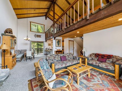 3326 Pine Hill Road, South Lake Tahoe, CA 96150 Photo