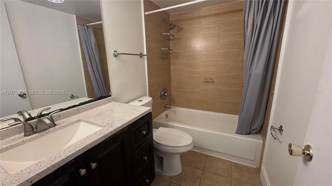 3621 NW 95th Ter, Unit 526, Sunrise, FL 33351 Photo