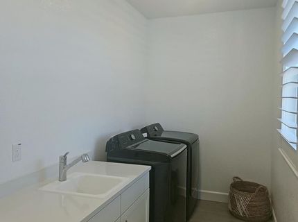 1192 Caraballo Dr, Roseville, CA 95747 Photo