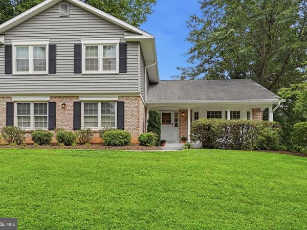 10027 GLENOAK COURT, VIENNA, VA 22181