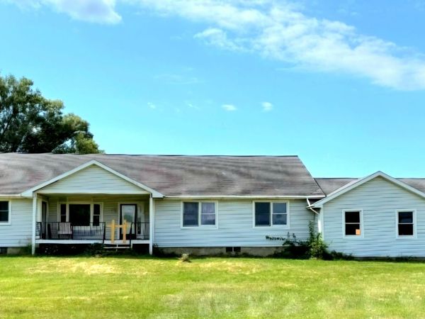 90 Flanders Road, Charlotte, MI 00000