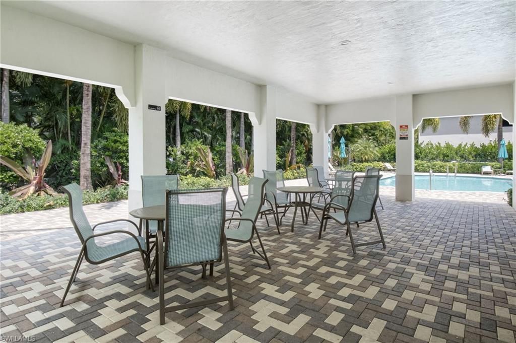 8785 Madrid Cir, Naples, FL 34104 Photo