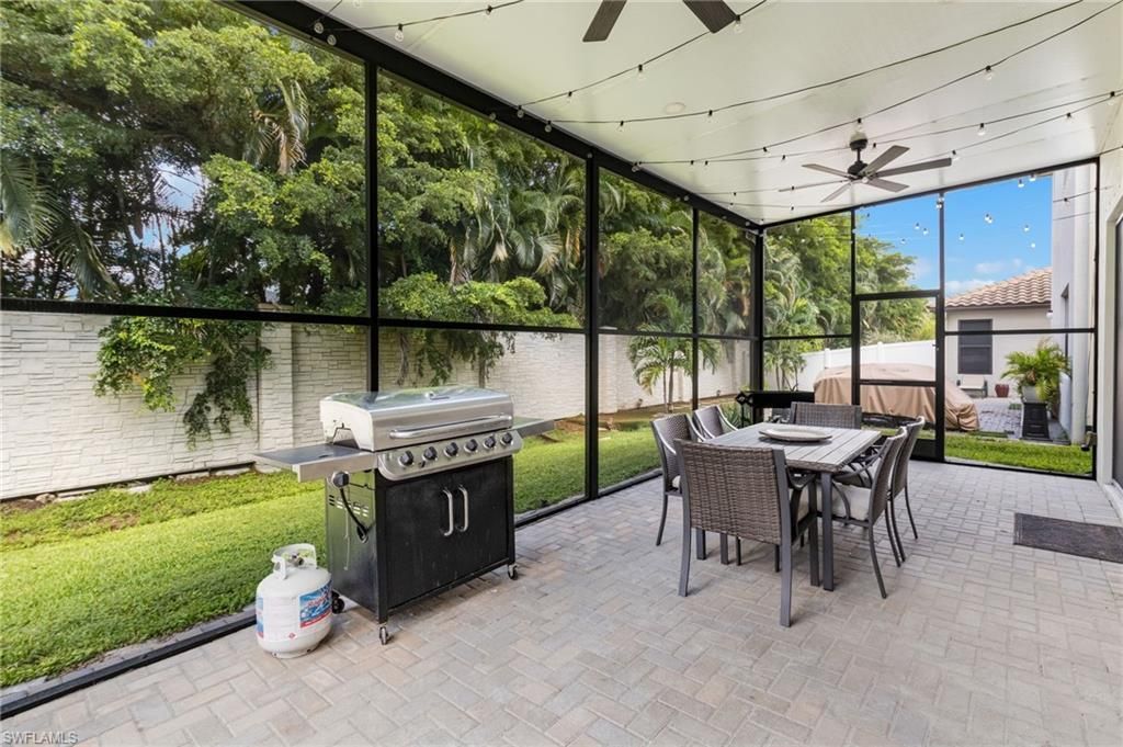 8785 Madrid Cir, Naples, FL 34104 Photo