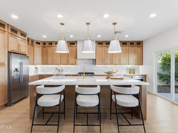 2563 E ROBB Lane, Phoenix, AZ 85024
