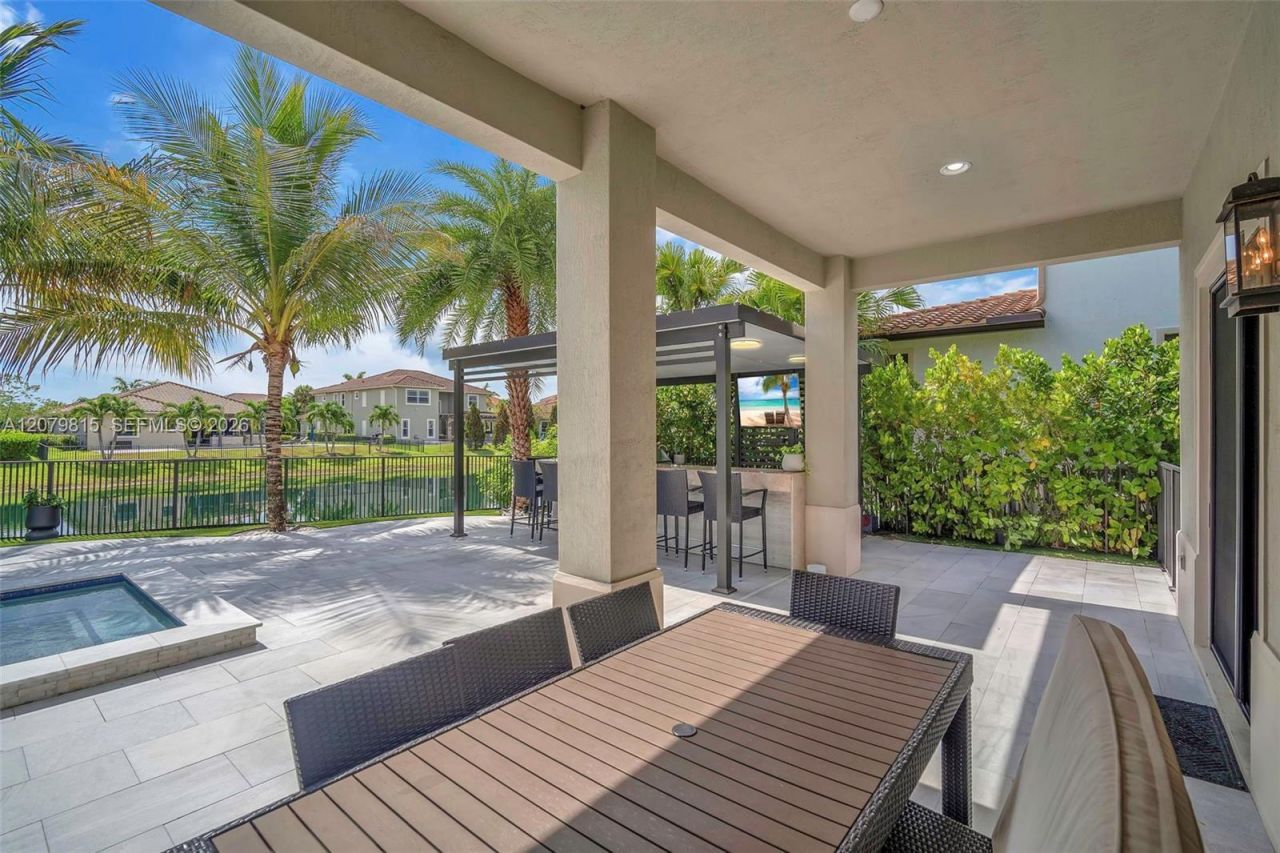 8840 Waterview Ter, Parkland, FL 33076 Photo