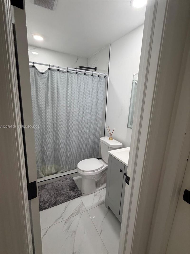 10411 SW Sw 51st St, Miami, FL 33165 Photo