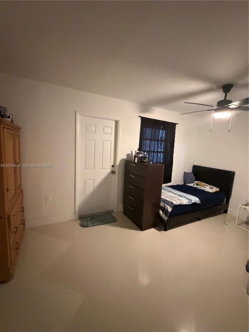 10411 SW Sw 51st St, Miami, FL 33165 Photo