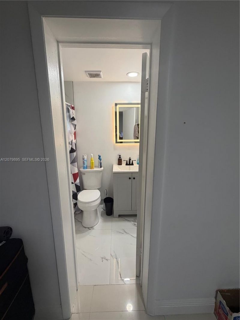 10411 SW Sw 51st St, Miami, FL 33165 Photo