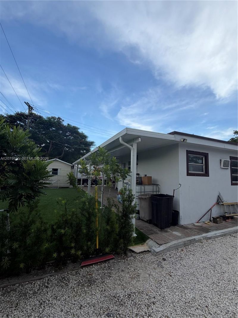 10411 SW Sw 51st St, Miami, FL 33165 Photo