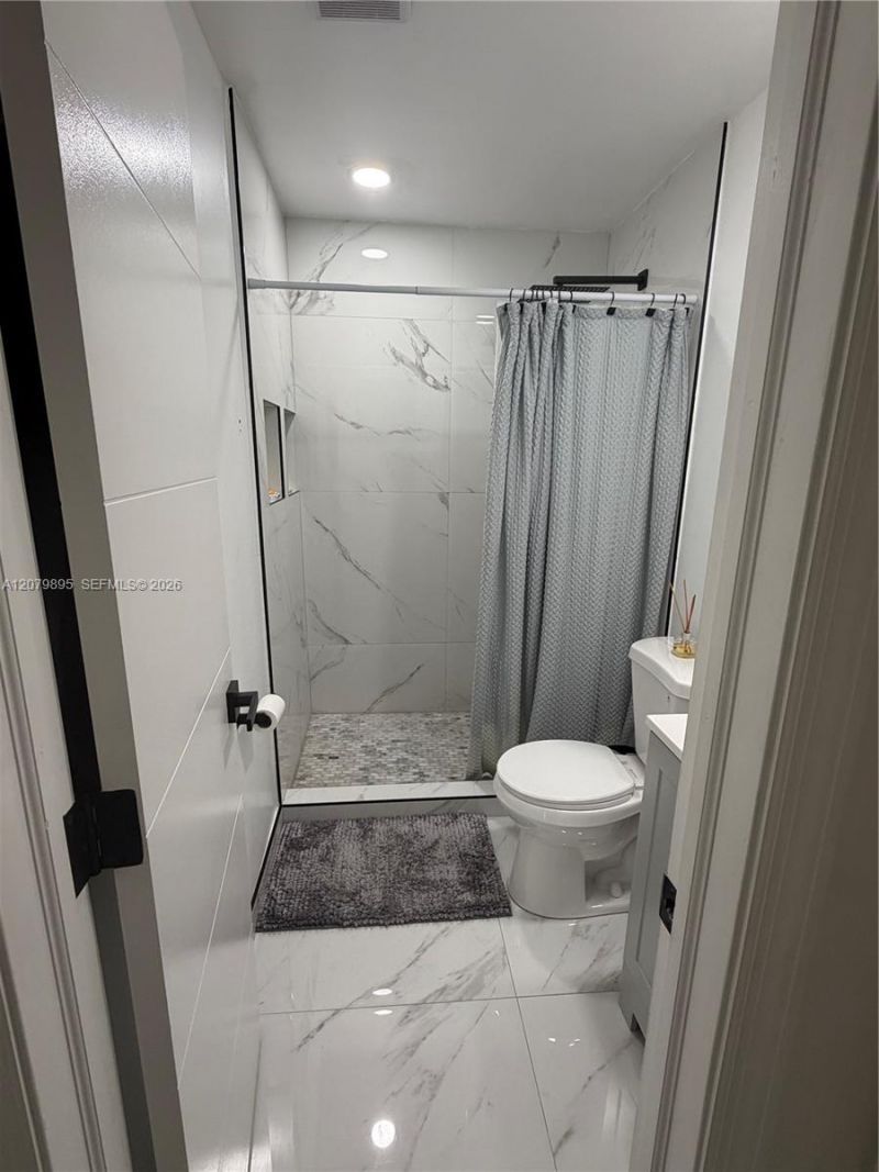 10411 SW Sw 51st St, Miami, FL 33165 Photo