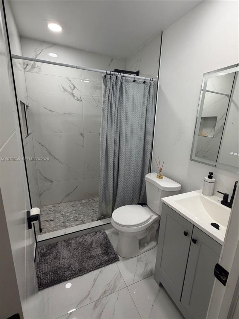 10411 SW Sw 51st St, Miami, FL 33165 Photo