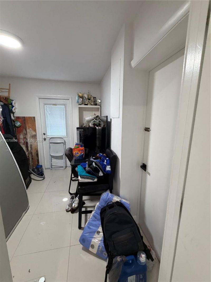 10411 SW Sw 51st St, Miami, FL 33165 Photo