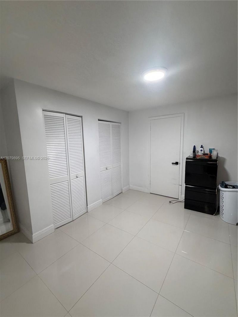 10411 SW Sw 51st St, Miami, FL 33165 Photo