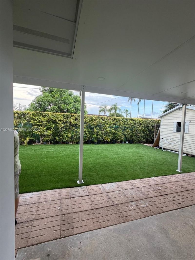 10411 SW Sw 51st St, Miami, FL 33165 Photo