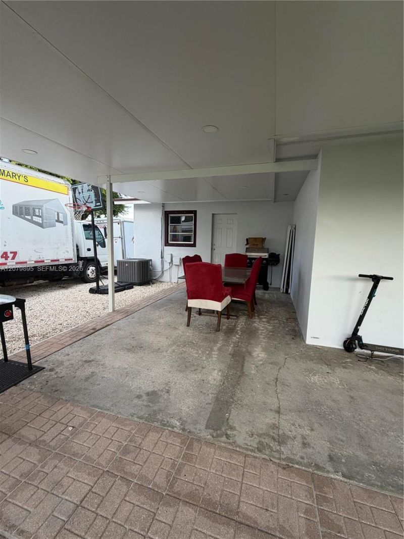 10411 SW Sw 51st St, Miami, FL 33165 Photo