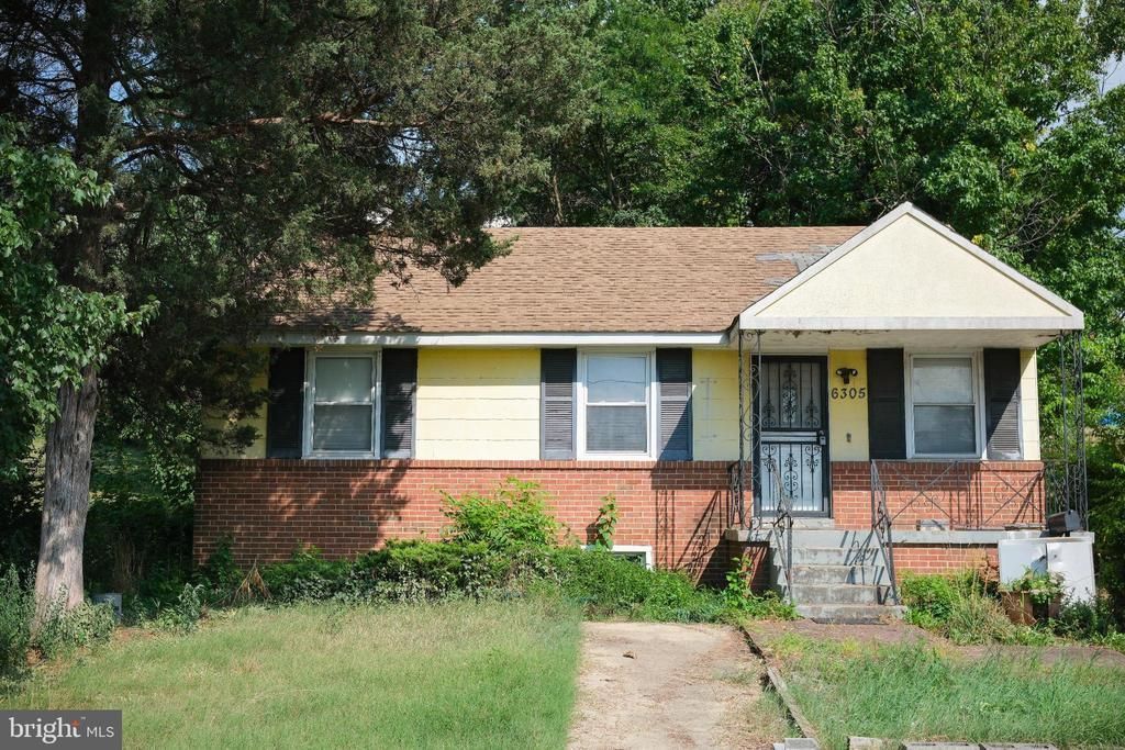 6305 KENILWORTH AVENUE , RIVERDALE, MD 20737
