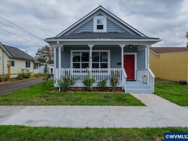 1060 SE Shelton St, Dallas, OR 97338