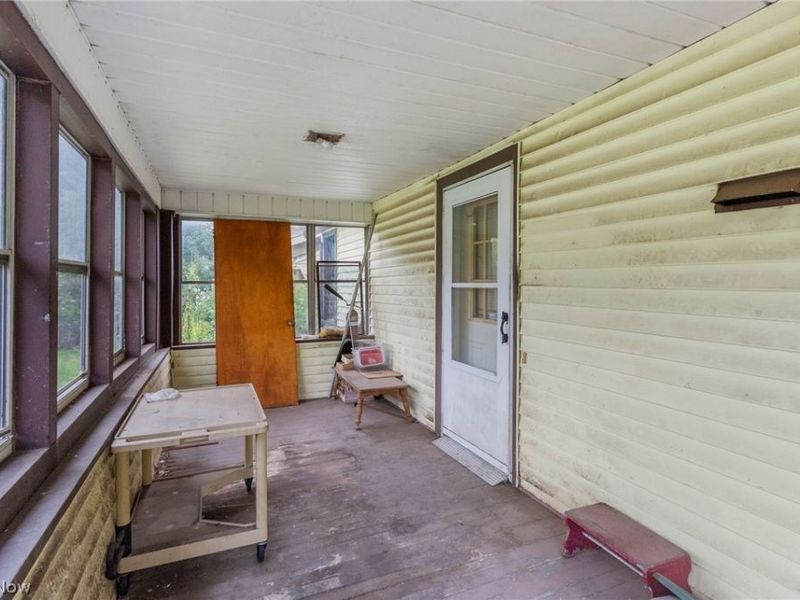 351 E Avondale Avenue, Youngstown, OH 44507 Photo 20
