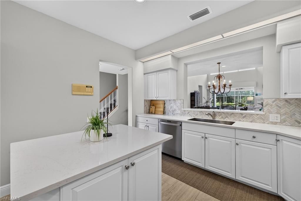 3852 Clipper Cove Dr, Naples, FL 34112 Photo