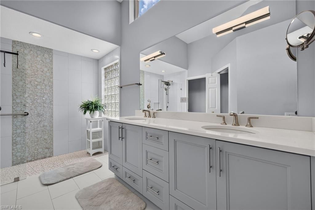 3852 Clipper Cove Dr, Naples, FL 34112 Photo