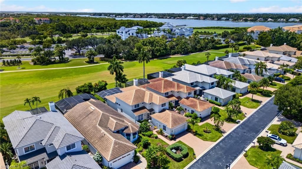3852 Clipper Cove Dr, Naples, FL 34112 Photo