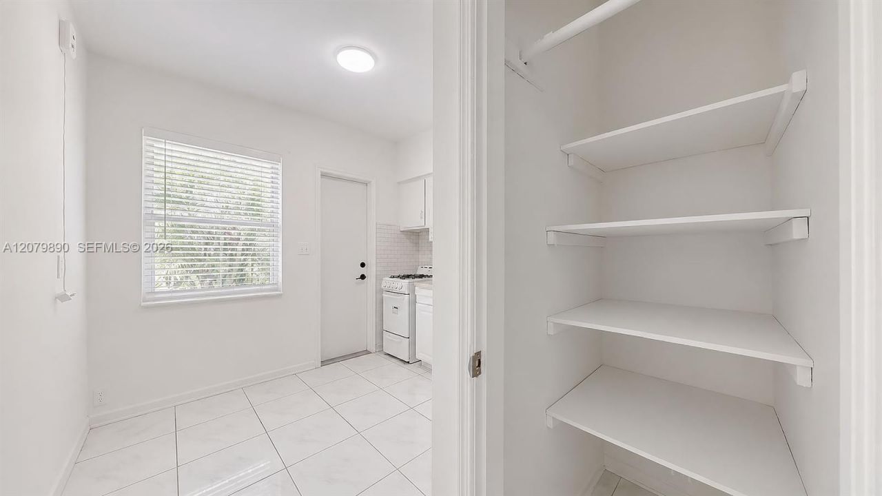 2499 SW 27th St, Unit 3, Miami, FL 33133 Photo