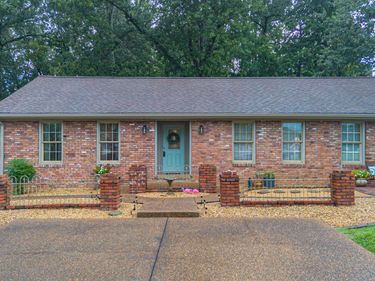 206 Circle Drive, Benton, KY 42025