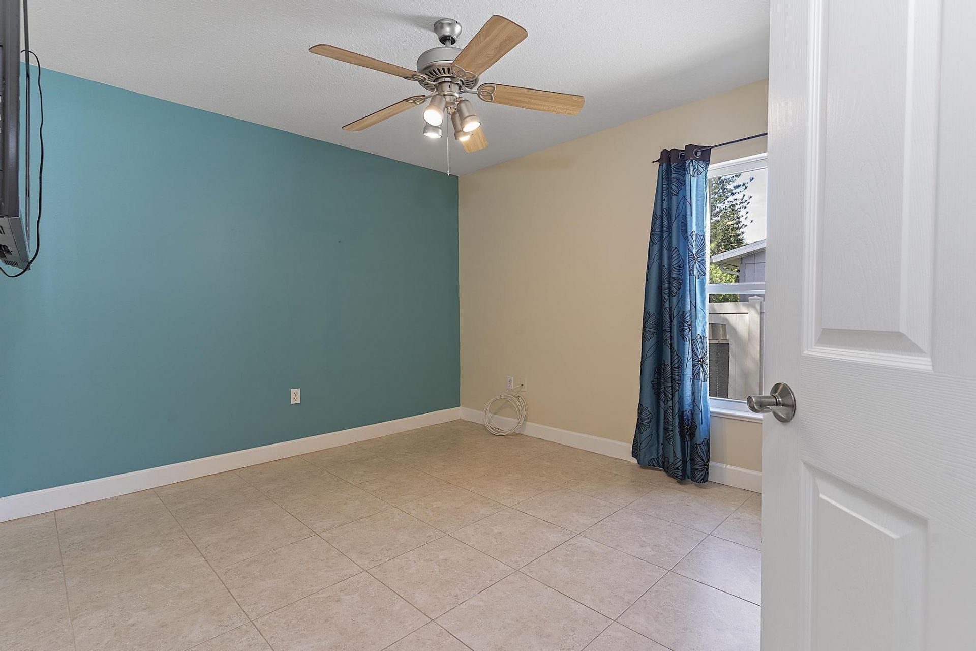 444 Rolling Hill Drive, Sebastian, FL 32958 Photo