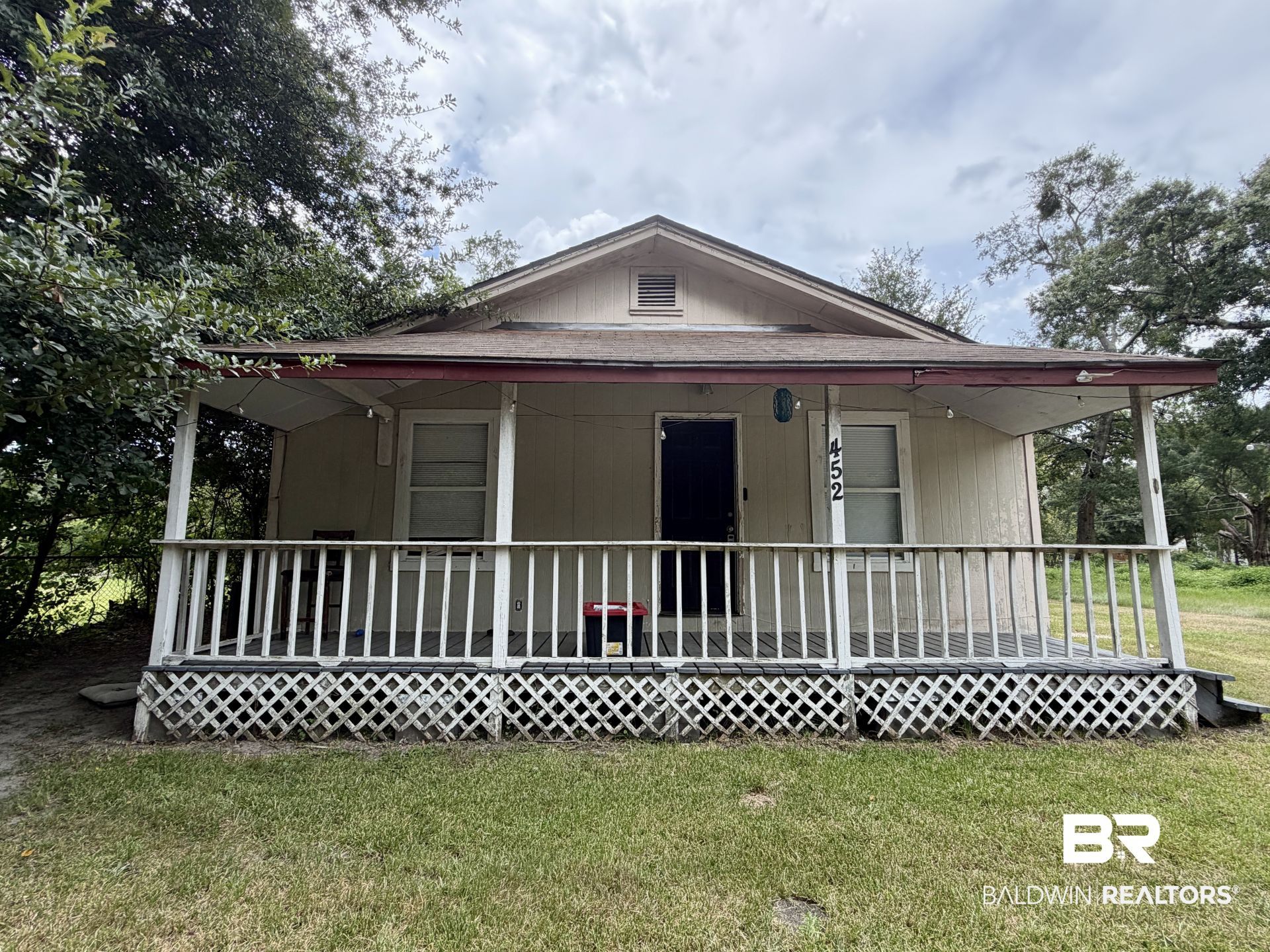 452 Hopi Street, Chickasaw, AL 36611 Main Photo