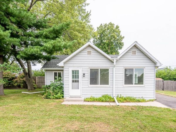 24824 69th STREET, Salem, WI 53168