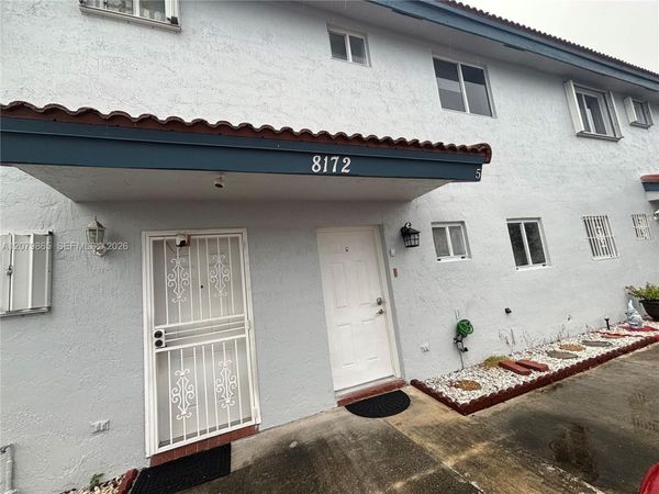 8172 NW 10th St, Unit 5, Miami, FL 33126