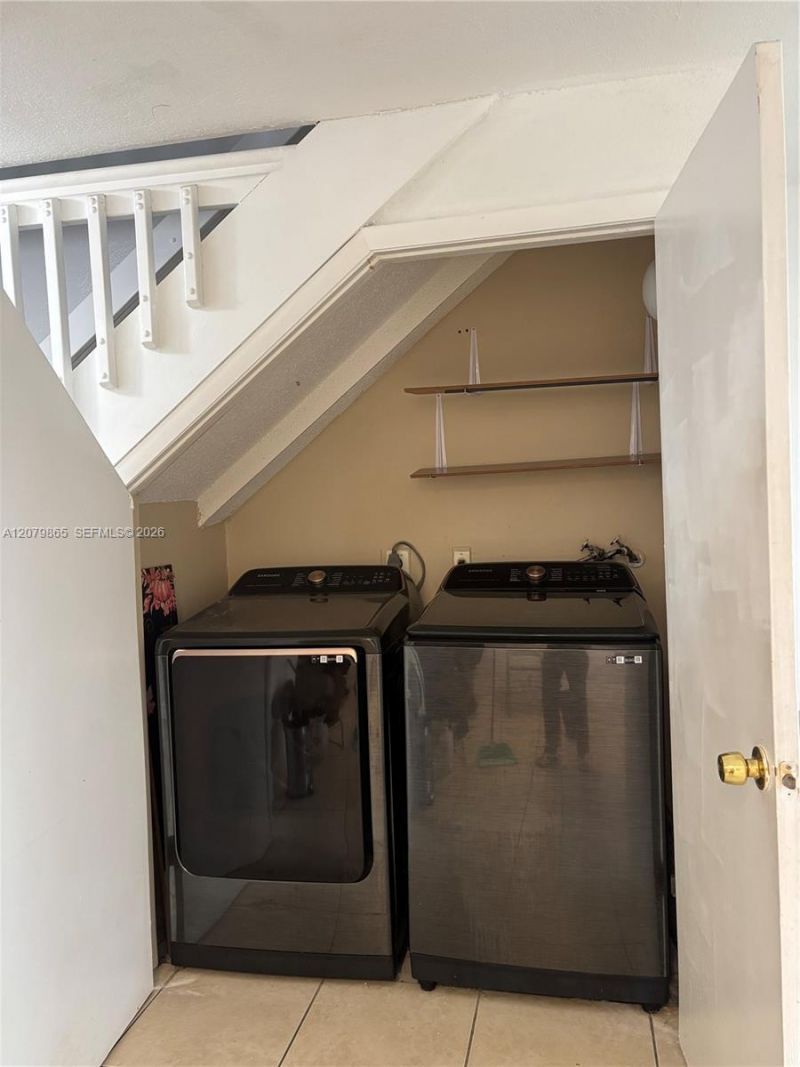 8172 NW 10th St, Unit 5, Miami, FL 33126 Photo