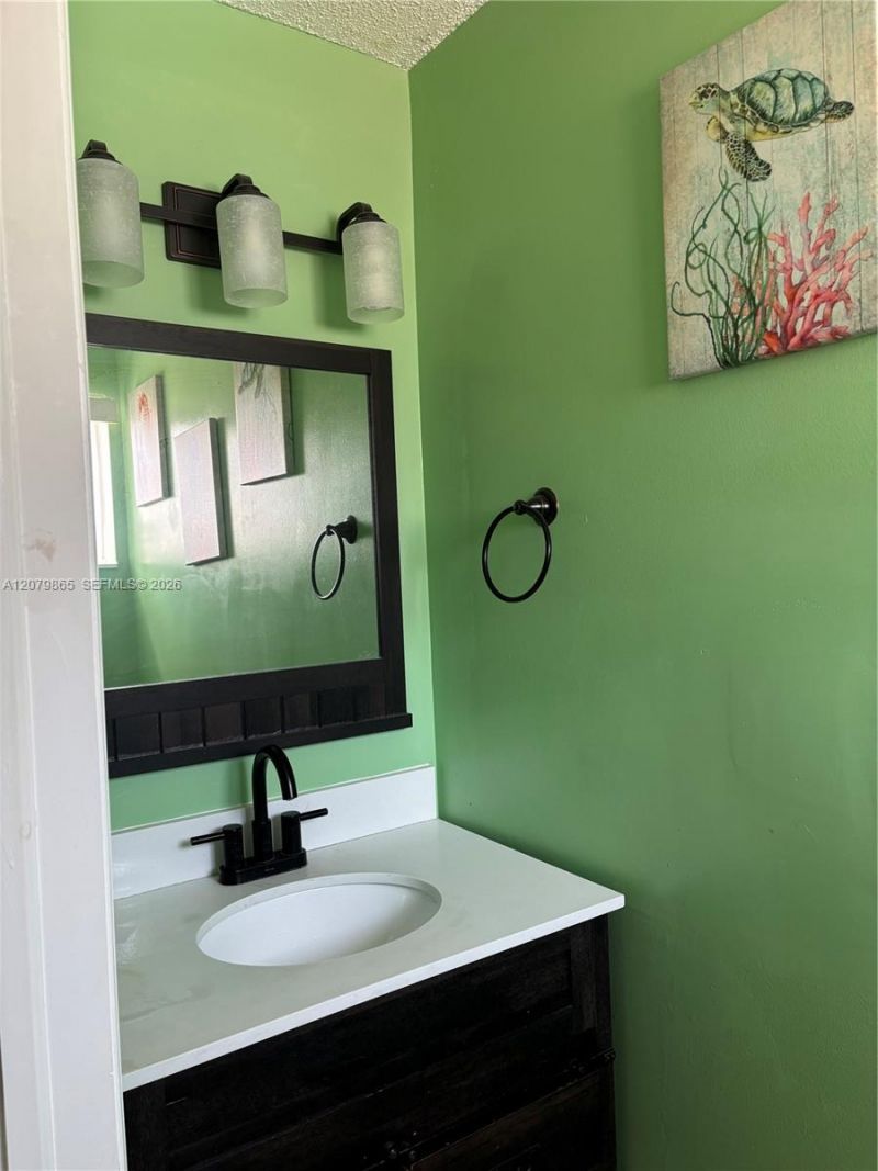 8172 NW 10th St, Unit 5, Miami, FL 33126 Photo
