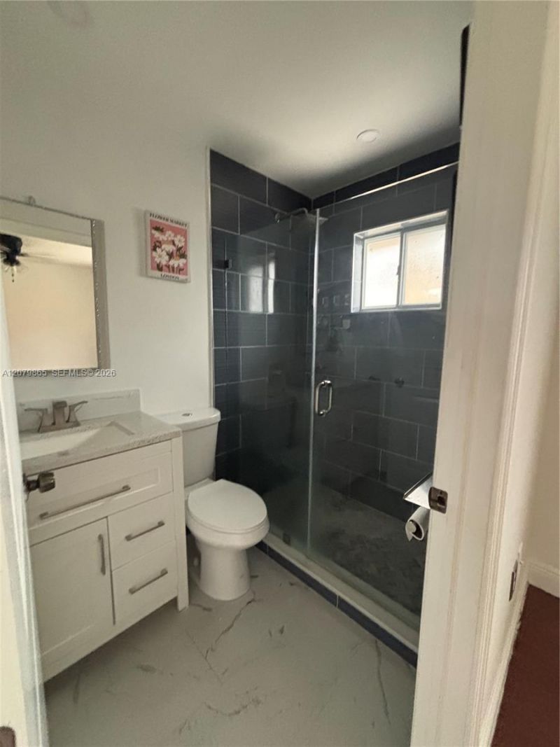 8172 NW 10th St, Unit 5, Miami, FL 33126 Photo