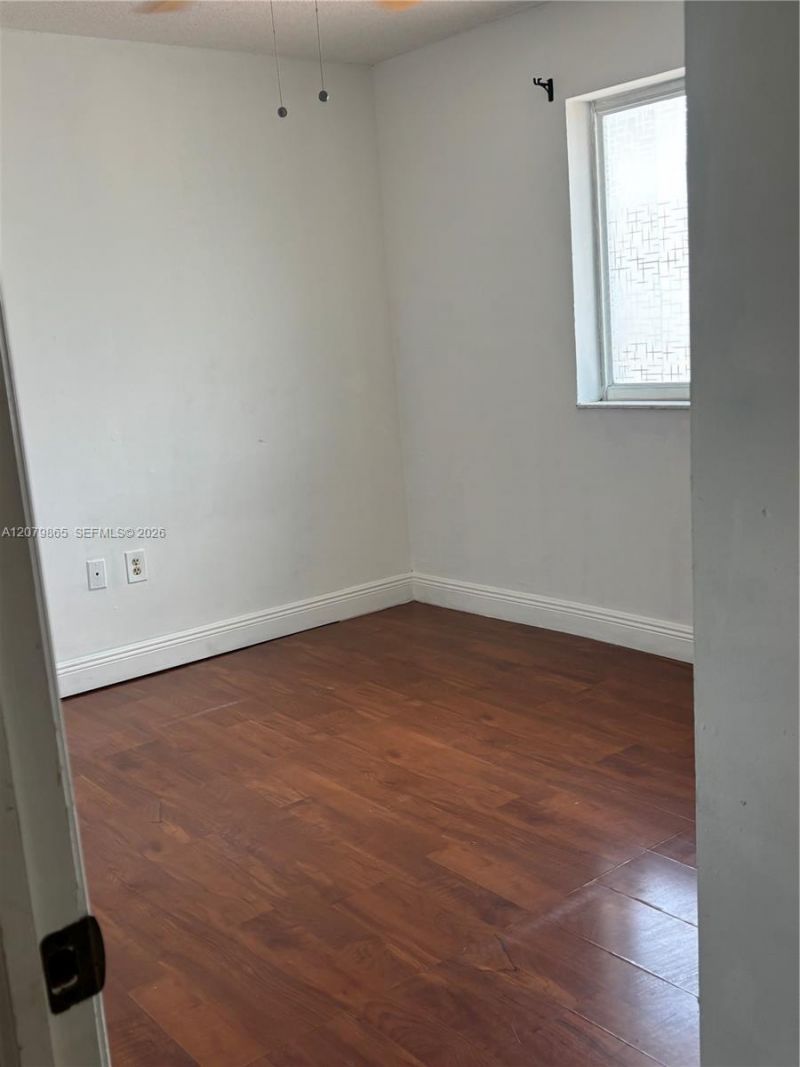 8172 NW 10th St, Unit 5, Miami, FL 33126 Photo