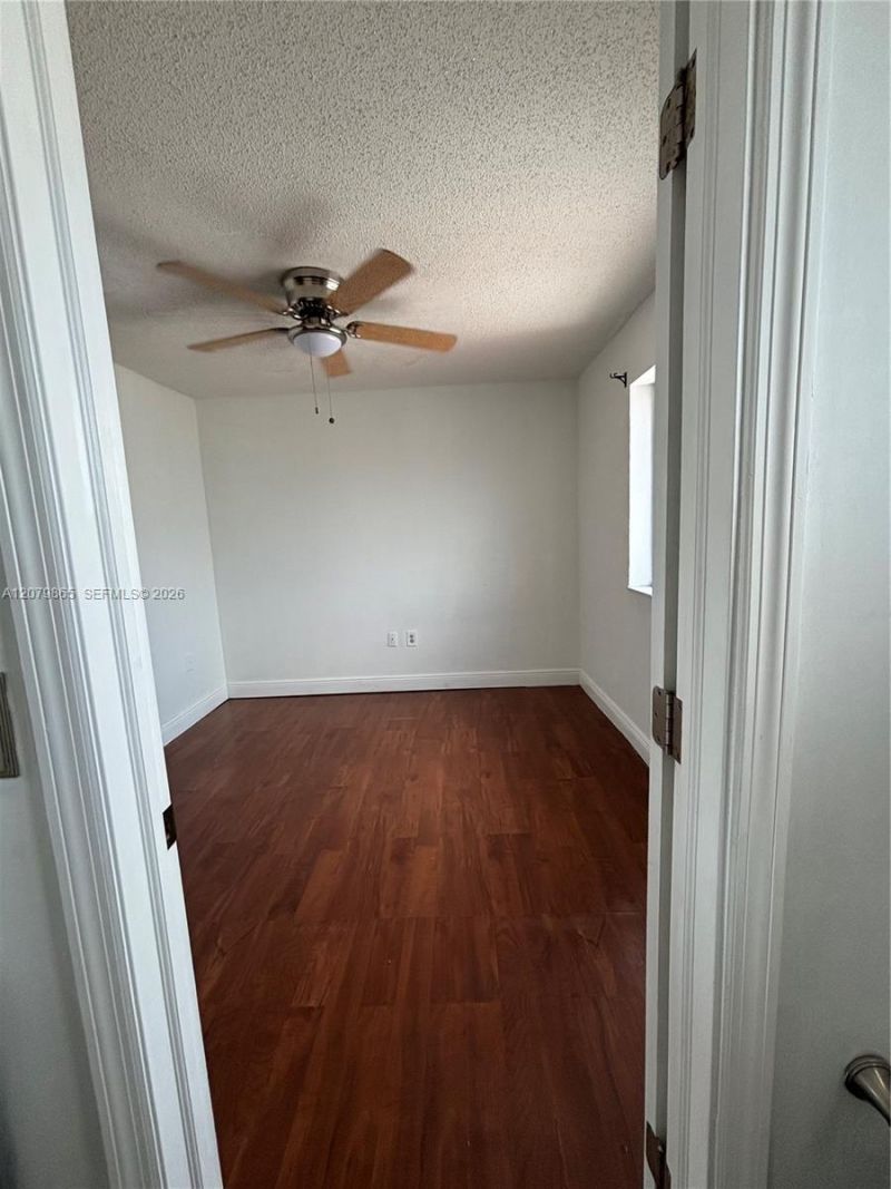 8172 NW 10th St, Unit 5, Miami, FL 33126 Photo