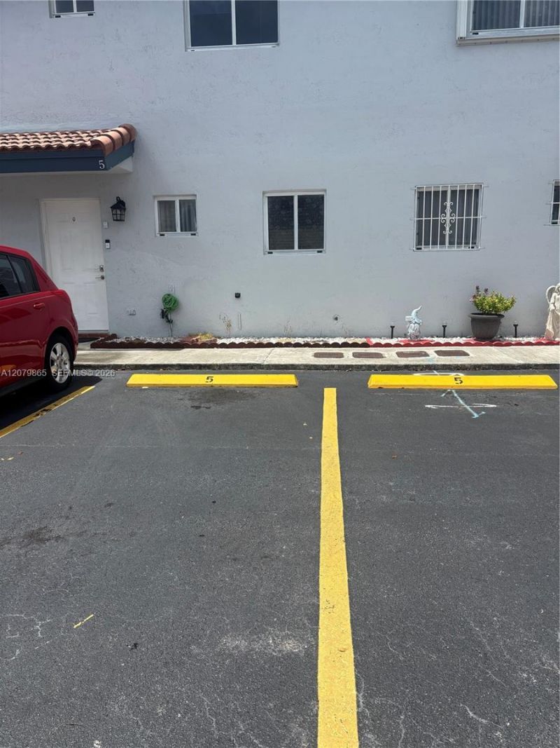 8172 NW 10th St, Unit 5, Miami, FL 33126 Photo