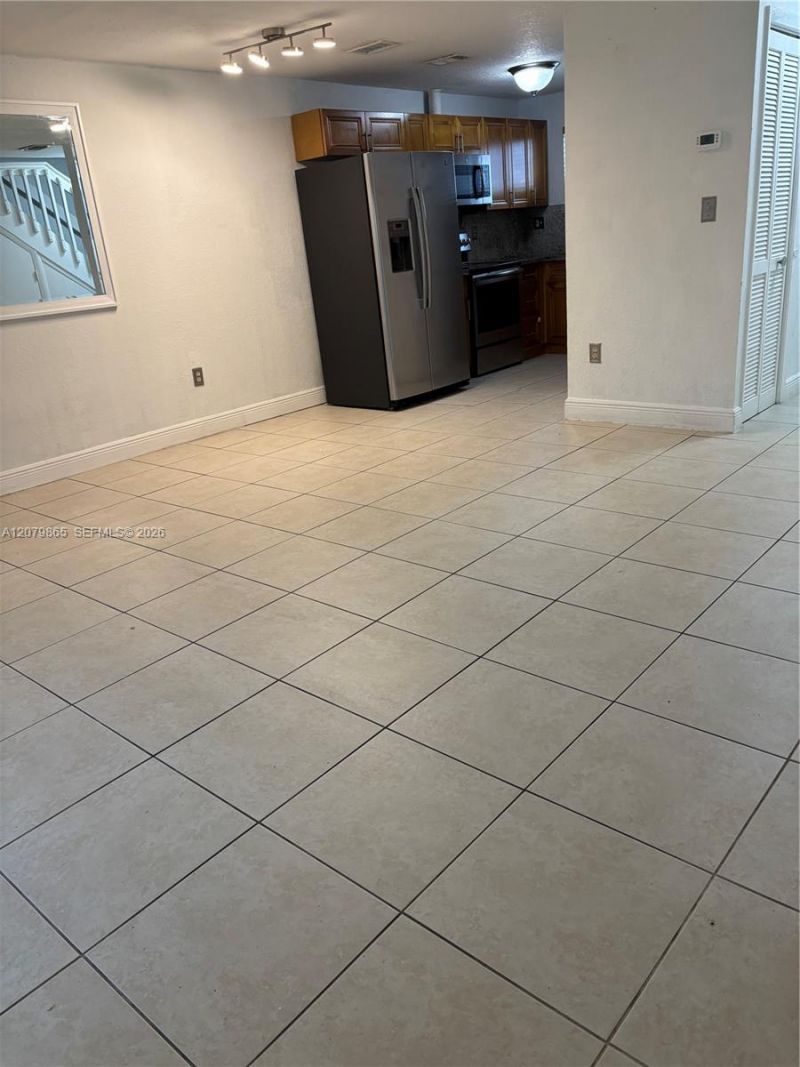 8172 NW 10th St, Unit 5, Miami, FL 33126 Photo