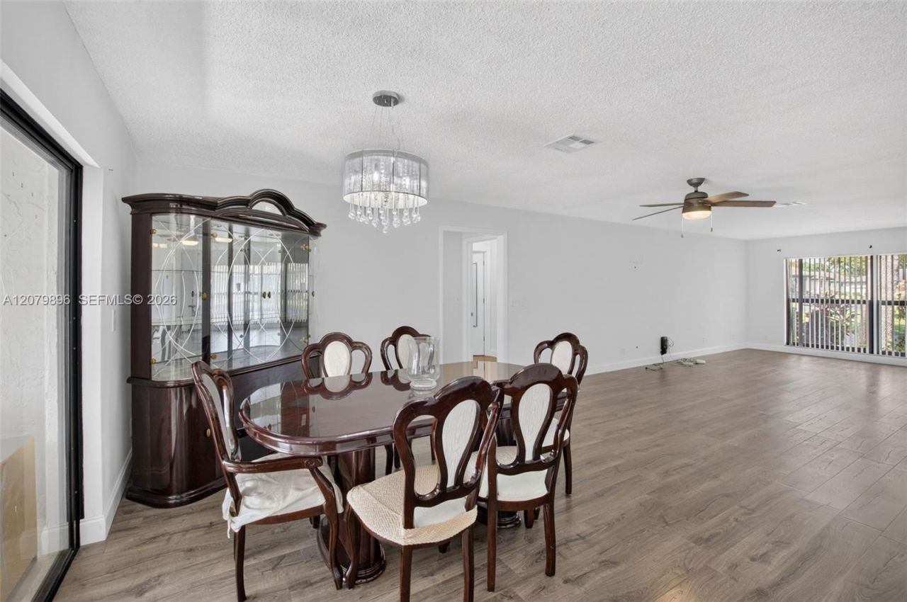 10086 Eaglewood Rd , Unit B, Boynton Beach, FL 33436 Photo