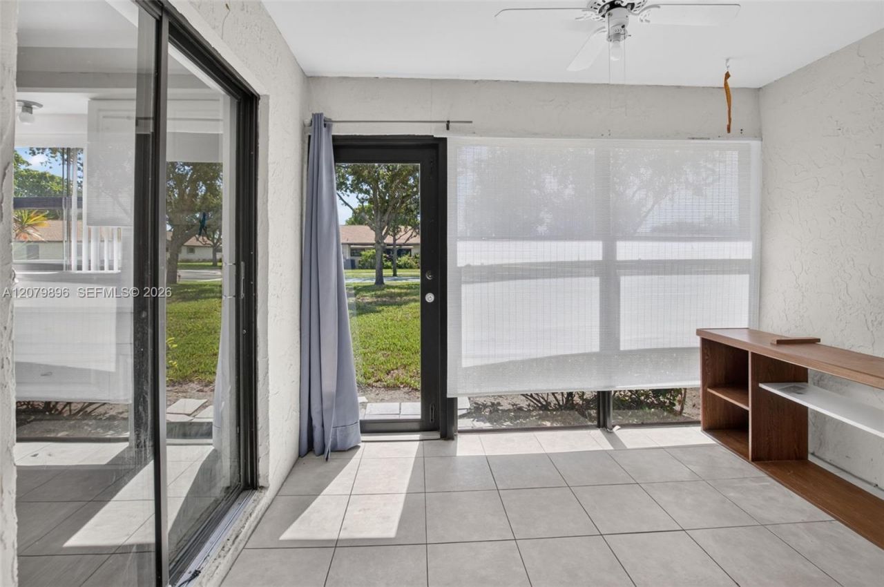 10086 Eaglewood Rd , Unit B, Boynton Beach, FL 33436 Photo