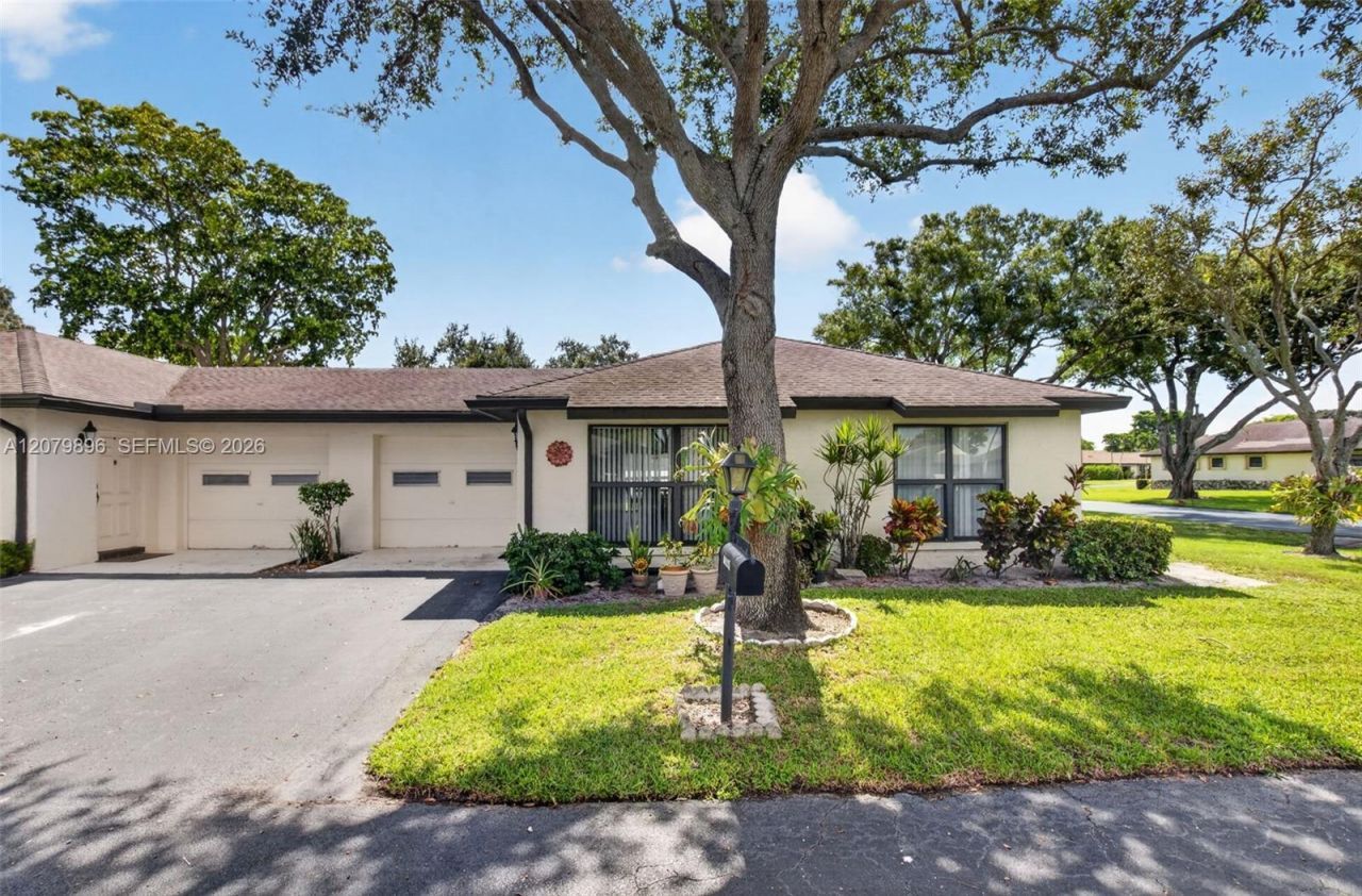 10086 Eaglewood Rd , Unit B, Boynton Beach, FL 33436 Photo