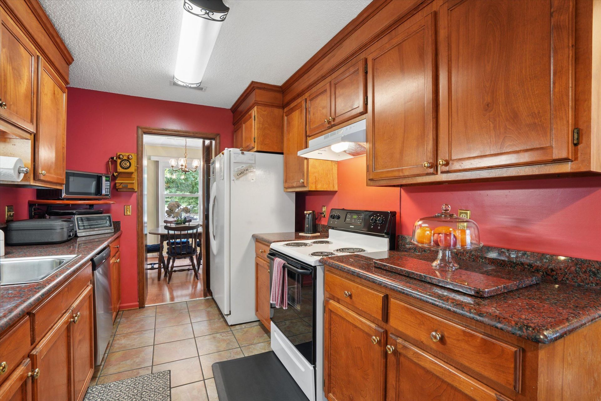 8305 Greenridge Road Photo 11