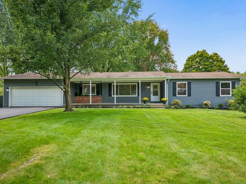 417 Forward Pass Road SW, Pataskala, OH 43062 Photo 1