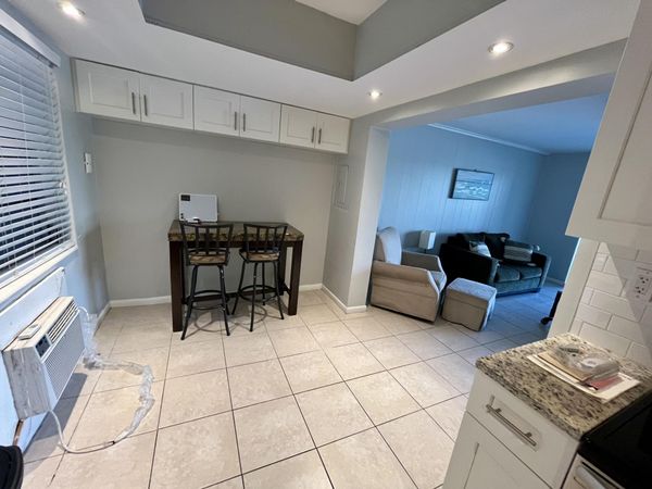 209 SE 6th Street, Unit 4, Boynton Beach, FL 33435