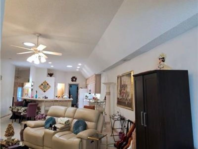 4647 Elysian Way, Unit B, Huber Heights, OH 45424 Photo 13