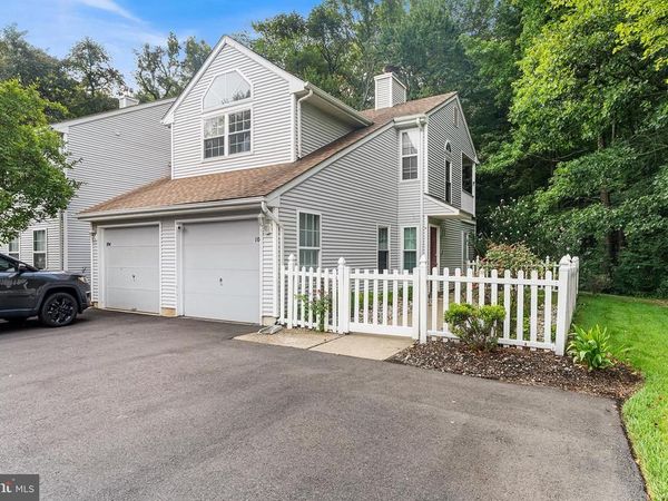 106 BIRCH HOLLOW DRIVE, BORDENTOWN, NJ 08505