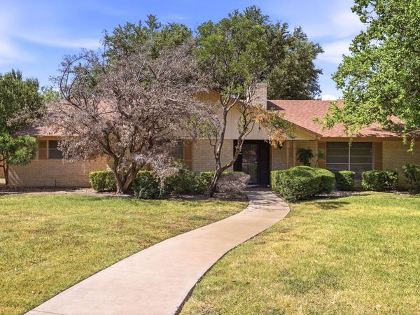 402 TIDECREST DR, Windcrest, TX 78239