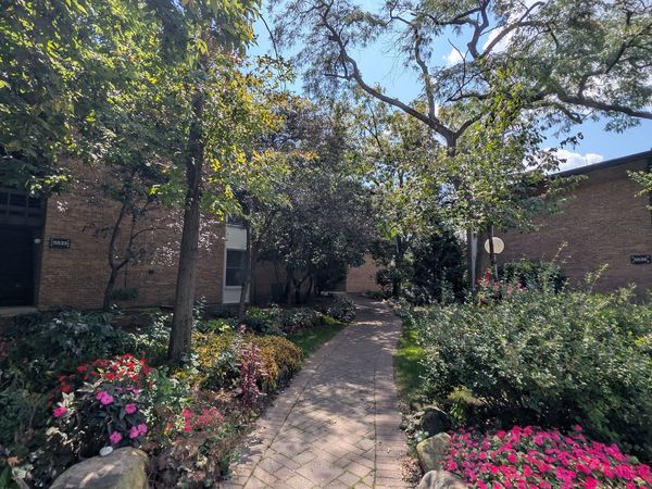 5534 E Lake Drive , Unit B, Lisle, IL 60532