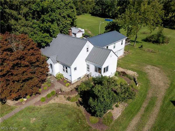 101 E Burwell Avenue, Loudonville, OH 44842